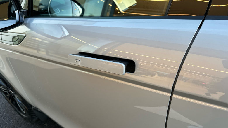 Land Rover Range Rover Evoque 2.0 D200 Dynamic SE 5dr Auto Diesel Hatchback